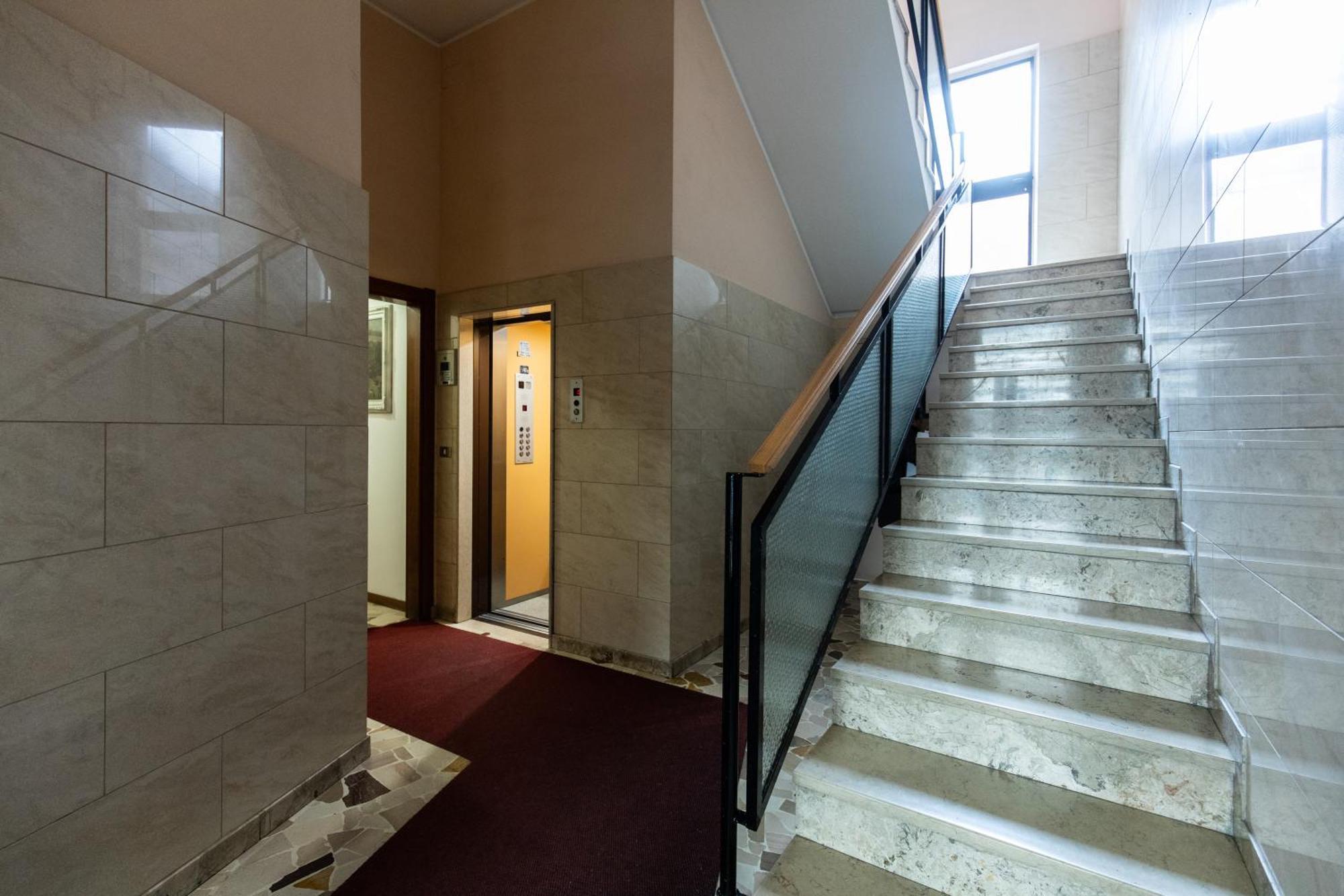 Ermes Apartment Милан Экстерьер фото